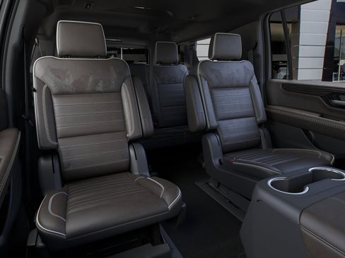 New 2026 GMC Yukon XL Denali Ultimate AWD/4WD image 17