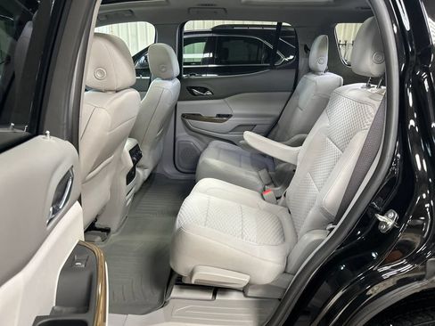 Used 2017 GMC Acadia SLE w/ Driver Alert Package I AWD/4WD image 21