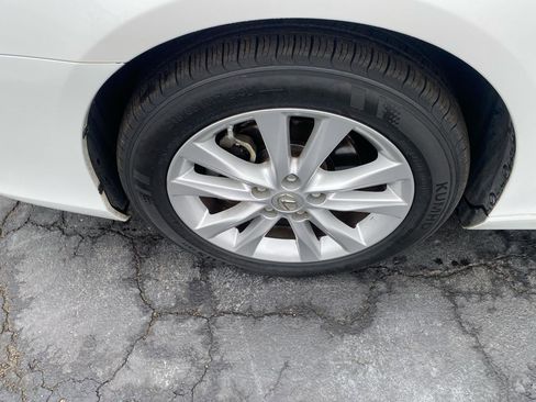 Used 2011 Lexus ES 350 4dr Sdn image 5