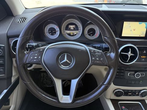 Used 2014 Mercedes-Benz GLK 350 2WD w/ Premium 1 Package image 24