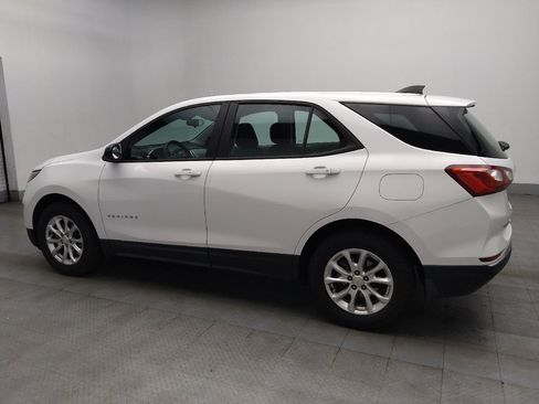 Used 2018 Chevrolet Equinox LS FWD image 3