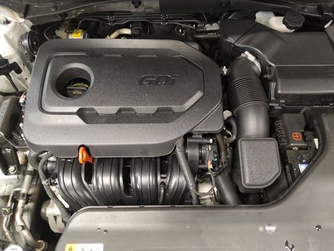 Used 2016 Hyundai Sonata Limited w/ Option Group 04 image 30