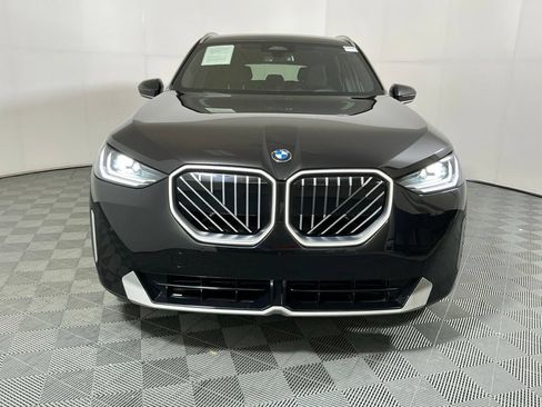 Certified 2025 BMW X3 xDrive30i w/ Convenience Package AWD/4WD image 3