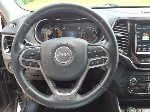 Used 2021 Jeep Cherokee Limited AWD/4WD image 17