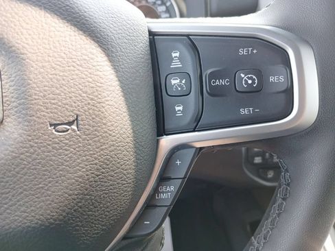 Used 2025 RAM 1500 Big Horn AWD/4WD image 26