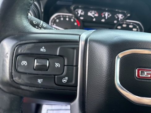 Used 2021 GMC Sierra 1500 Elevation w/ Preferred Package image 19