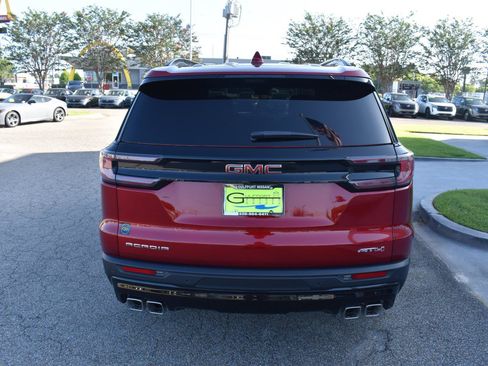 Used 2026 GMC Acadia AT4 w/ Luxury Package AWD/4WD image 12
