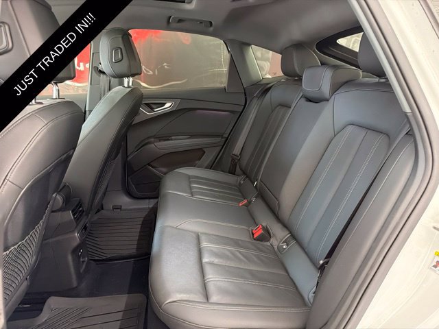 Used 2023 Audi Q4 e-tron Prestige AWD/4WD image 11
