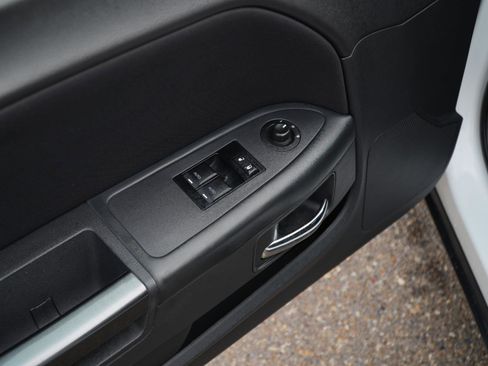 Used 2014 Dodge Challenger SXT w/ Super Sport Group (SS/T) image 14