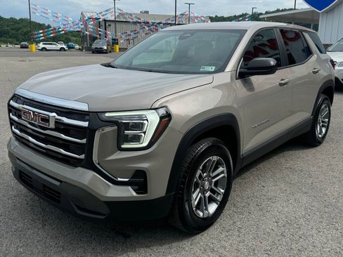 Used 2026 GMC Terrain Elevation AWD/4WD image 3