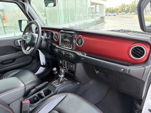 Used 2023 Jeep Gladiator Rubicon w/ LED Lighting Group AWD/4WD image 21