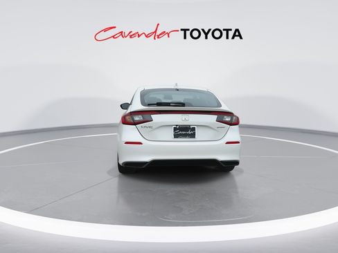 Used 2023 Honda Civic Sport image 7