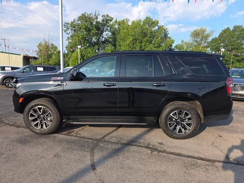 Used 2023 Chevrolet Tahoe Z71 w/ Luxury Package AWD/4WD image 8