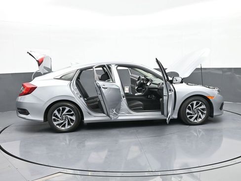 Used 2018 Honda Civic EX image 70