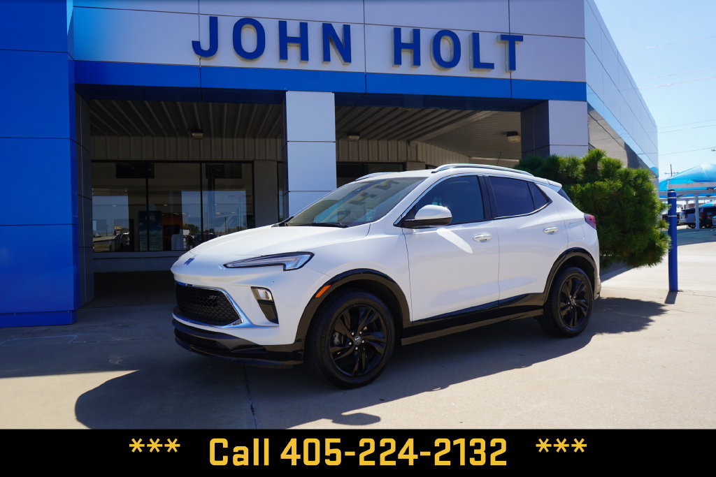 Used 2024 Buick Encore GX Sport Touring FWD image 1