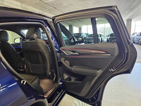 Used 2025 BMW X4 M40i w/ Premium Package AWD/4WD image 32