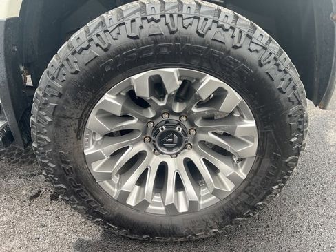 Used 2018 RAM 2500 Laramie image 10