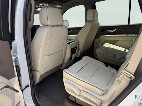 New 2026 GMC Yukon Denali w/ Sun & Power Step Package AWD/4WD image 16