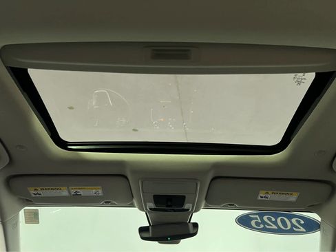 Used 2025 Honda CR-V EX-L image 14