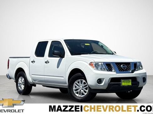 Used 2019 Nissan Frontier SV RWD image 1