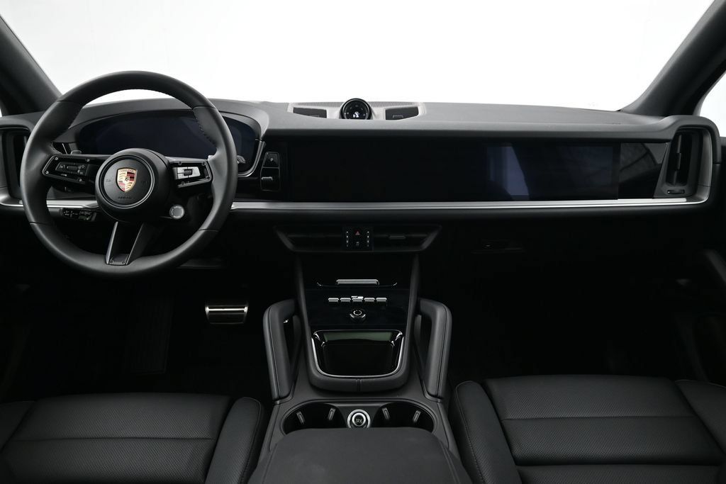 Certified 2026 Porsche Cayenne AWD/4WD image 9