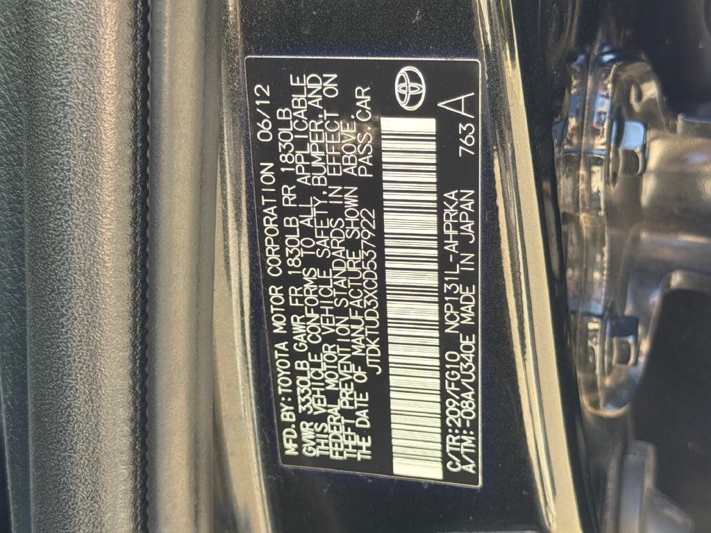 Used 2012 Toyota Yaris LE FWD image 30