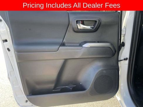 Used 2023 Toyota Tacoma 4x4 Double Cab image 16