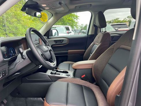 Used 2026 Ford Bronco Sport Outer Banks w/ Sasquatch Outer Banks Package AWD/4WD image 21