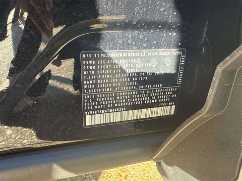 New 2026 Volkswagen Tiguan SE image 25