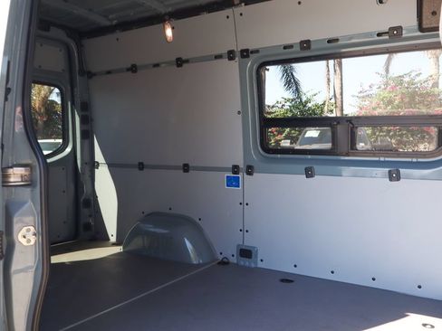Used 2020 Mercedes-Benz Sprinter 1500 image 13