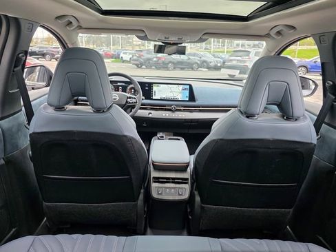 New 2025 Nissan Ariya Platinum AWD/4WD image 33