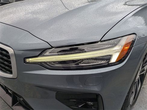 Used 2020 Volvo V60 T6 R-Design w/ Protection Package image 9