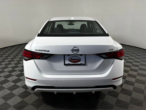 Used 2024 Nissan Sentra SV image 6