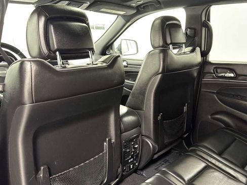 Used 2019 Jeep Grand Cherokee Overland image 26