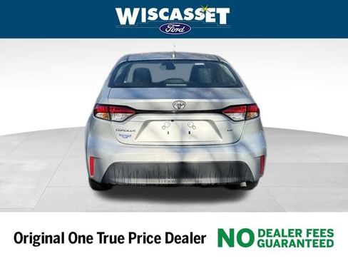 Used 2024 Toyota Corolla LE image 25