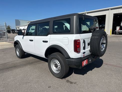 New 2025 Ford Bronco 4-Door image 6