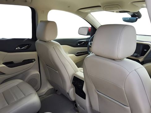 Used 2023 GMC Acadia Denali w/ Denali Technology Package AWD/4WD image 43