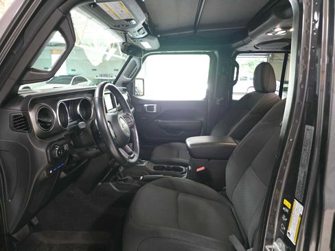 Used 2023 Jeep Wrangler Unlimited w/ Cold Weather Group AWD/4WD image 21