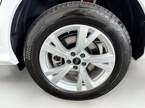 Used 2025 Audi Q5 2.0T Premium w/ Convenience Package image 30