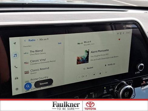 Certified 2025 Toyota Highlander Limited AWD/4WD image 17