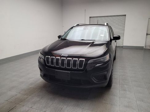 Used 2021 Jeep Cherokee Latitude FWD image 15