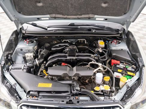 Used 2016 Subaru Impreza 2.0i Premium image 30