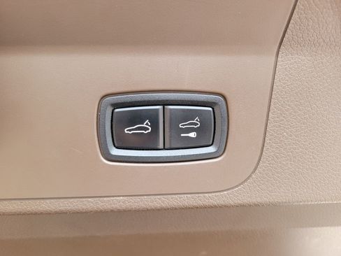 Used 2017 Porsche Panamera Turbo image 62