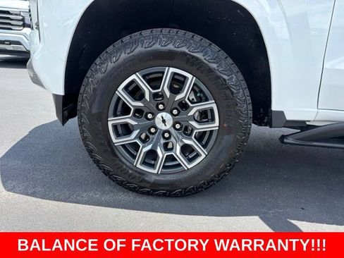 Used 2026 Chevrolet Colorado Z71 w/ Technology Package AWD/4WD image 9