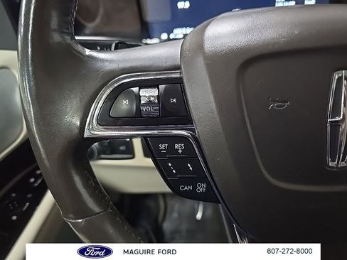 Used 2020 Lincoln Navigator Reserve w/ Luxury Package AWD/4WD image 24