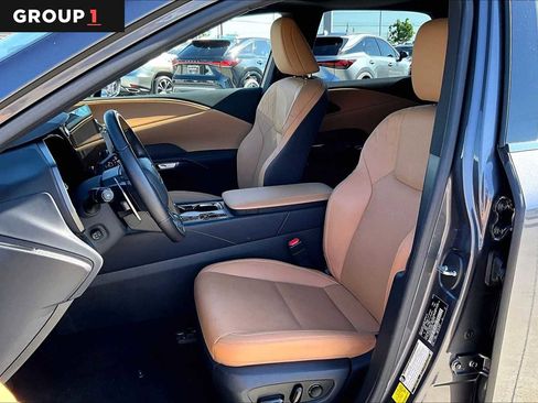 Certified 2025 Lexus RX 350 Premium w/ Accessory Package (Z1) FWD image 11