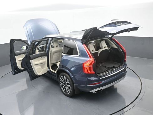 Used 2020 Volvo XC90 T5 Momentum w/ Protection Package image 65