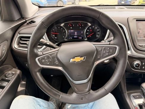 Used 2023 Chevrolet Equinox LT AWD/4WD image 29