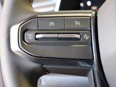 New 2026 GMC Canyon AT4 AWD/4WD image 25