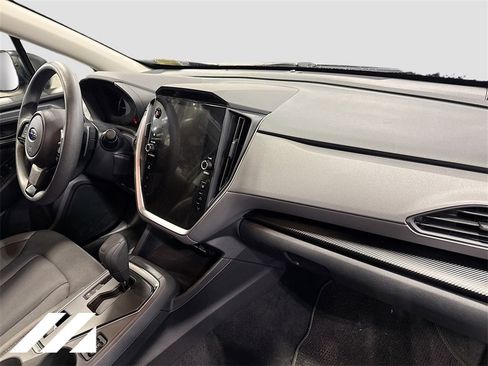 Certified 2025 Subaru Crosstrek 2.0i Premium image 31